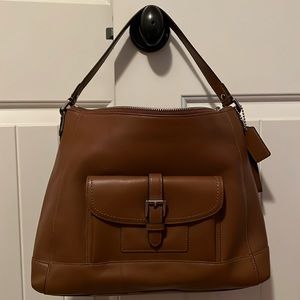 EUC Coach smooth leather shoulder bag/satchel